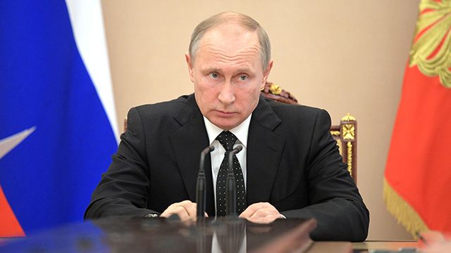 Путин осмотрел новый терминал калининградского аэропорта Храброво