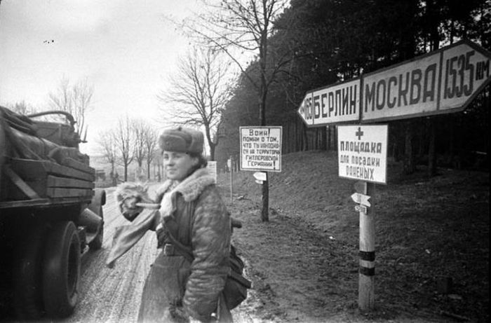 Мультатули Петр: В тот день когда взяли Берлин и фотографии Берлина 1945 Мультатули Петр: В тот день когда взяли Берлин и фотографии Берлина 1945