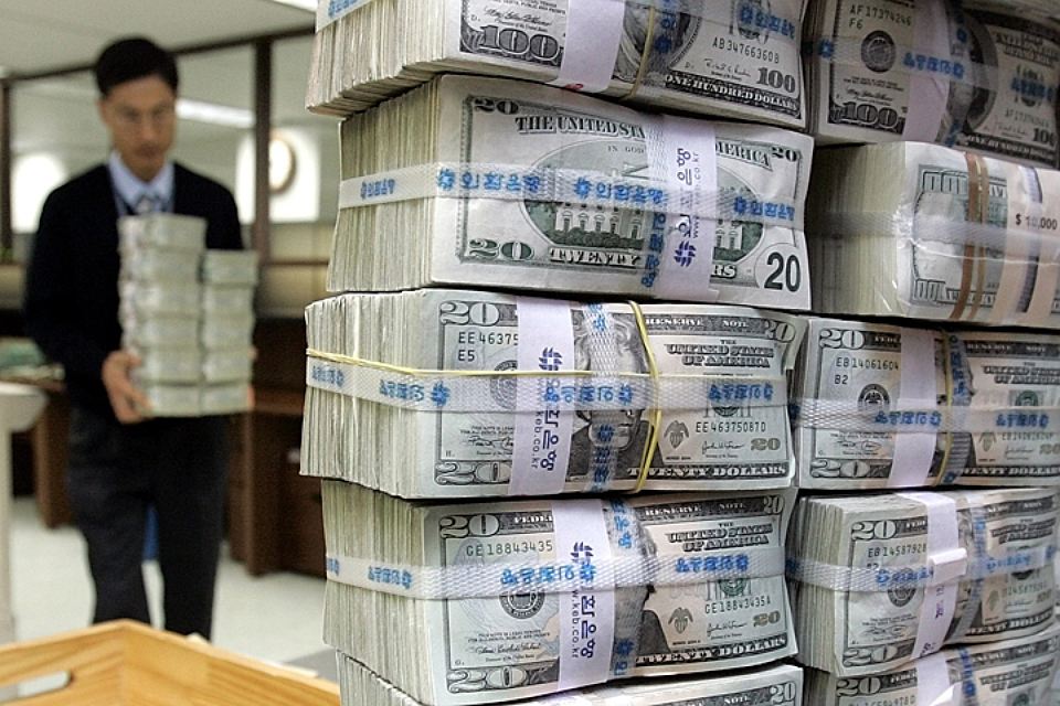 Кто увел $2,5 трлн? Средства россиян в офшорах в разы превышают резервы России