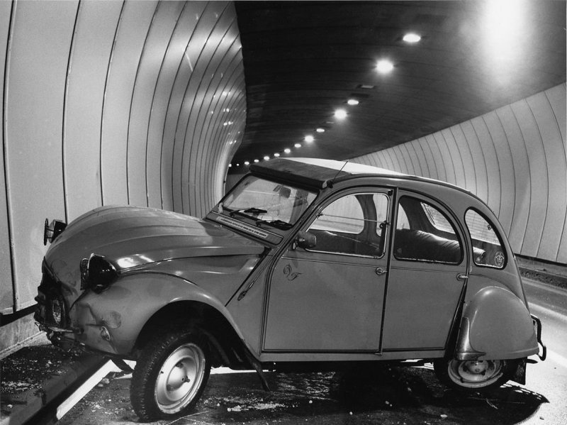 Арнольд Одерматт: печаль и красота аварий авария, авто, авто авария, дтп, ретро фото, фото, фотограф, фотография