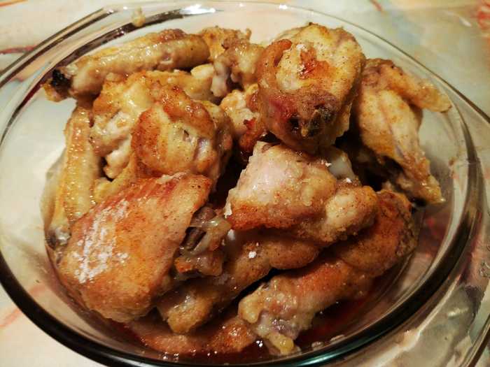 Простой рецепт сочных куриных крылышек-барбекю с хрустящей корочкой рецепт, куриные крылышки, фоторецепт, длиннопост
