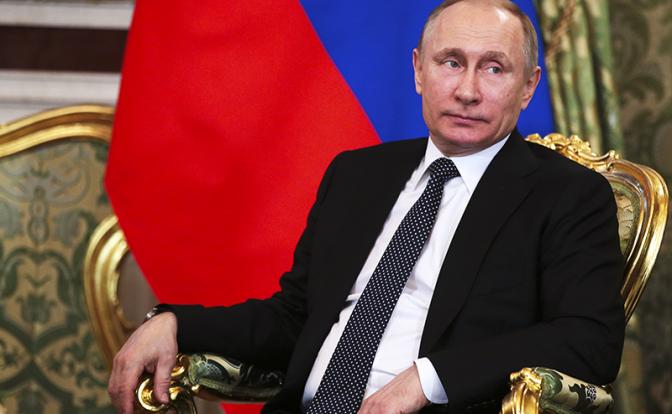 Могущественный Путин управляет никчемной Америкой Могущественный Путин управляет никчемной Америкой