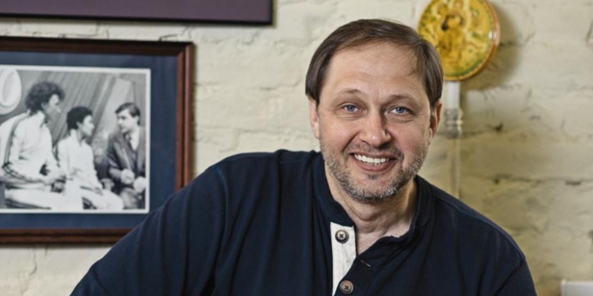 Комментатор Набутов: "Все наши победы – это бессмысленные горы денег и жертв"