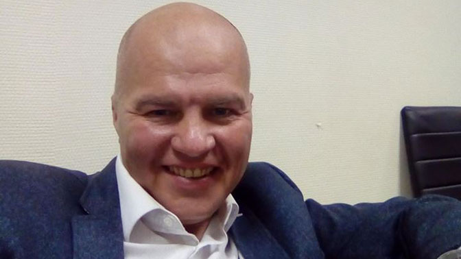 Соловьев разыграл украинского политолога «повесткой»: видео Соловьев разыграл украинского политолога «повесткой»: видео