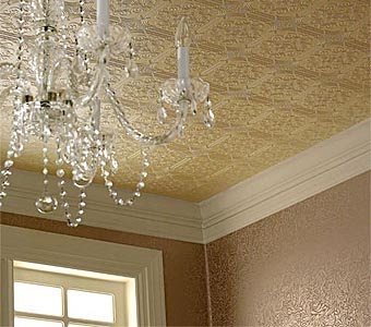 Декорируйте потолок потолочной плиткой