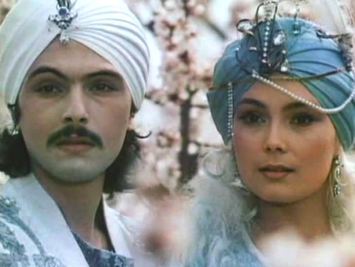 Кадр из фильма *И еще одна ночь Шахерезады…*, 1984 | Фото: kino-teatr.ru Кадр из фильма *И еще одна ночь Шахерезады…*, 1984 | Фото: kino-teatr.ru