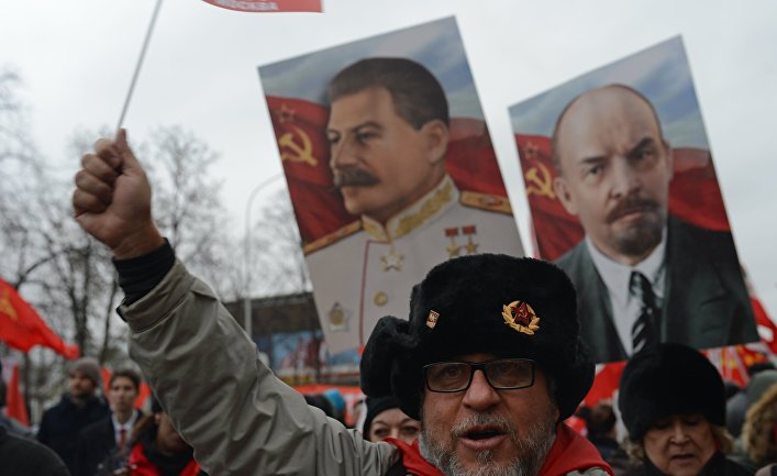 "В России не осталось коммунистов!" "В России не осталось коммунистов!"