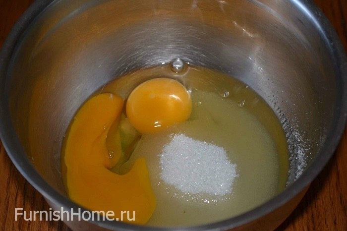 Бисквитный десерт со сметанным кремом и мандаринами Бисквитный десерт со сметанным кремом и мандаринами