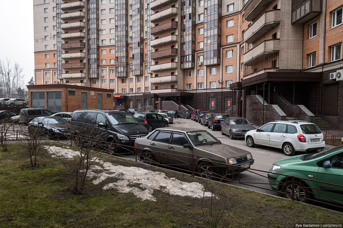 Почему в России строят такие дома??? И зачем??? И для кого??? Почему в России строят такие дома??? И зачем??? И для кого???