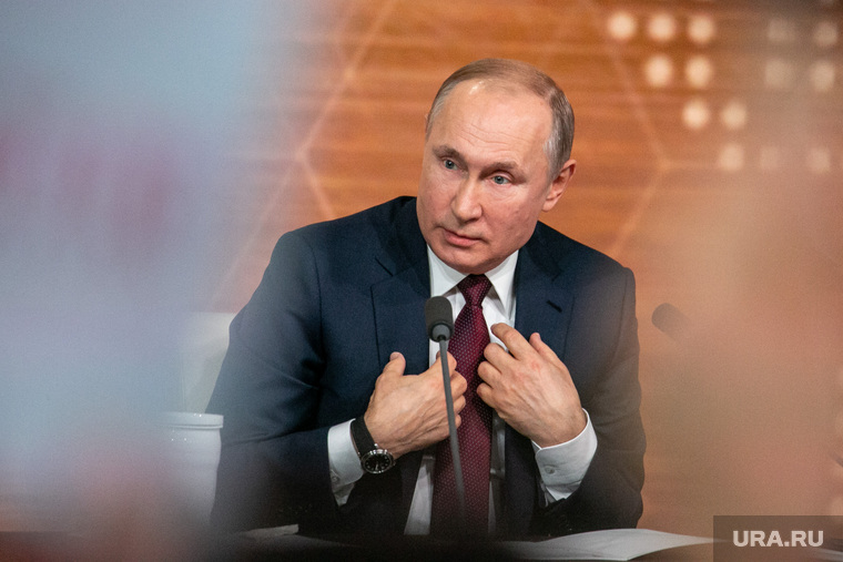 Не выпячивайте напоказ свои богатства. Путин дал совет богатым чиновникам