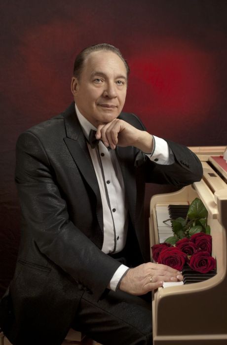 Максим Дунаевский. / Фото: www.tatarstan-symphony.com Максим Дунаевский. / Фото: www.tatarstan-symphony.com