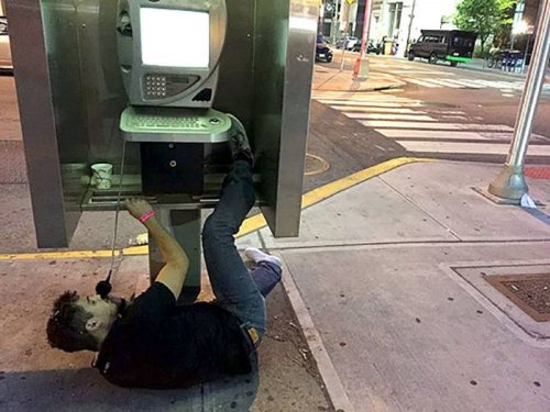 Неудачный день в картинках (21 фото) Неудачный день в картинках (21 фото)