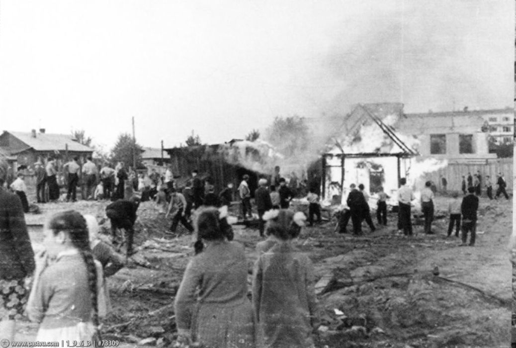 Прогулки по Коломенскому. Музей деревянного зодчества. Прогулки по Коломенскому. Музей деревянного зодчества.