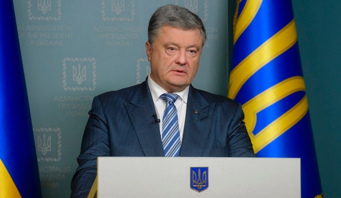 Порошенко исчез после заявления о порочной связи с Зеленским Порошенко исчез после заявления о порочной связи с Зеленским