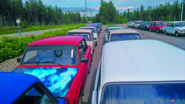 Распродажа брошенных российских машин в Финляндии