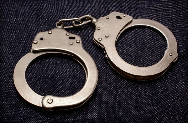 Двое полицейских госпитализированы в Крыму после нападения пьяных хулиганов