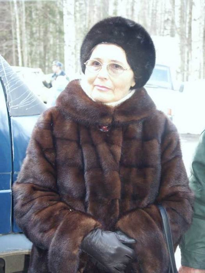 Эта мудрая женщина смогла стать надежным тылом для Юрия Гагарина. Вот как она выглядит сейчас… Эта мудрая женщина смогла стать надежным тылом для Юрия Гагарина. Вот как она выглядит сейчас…