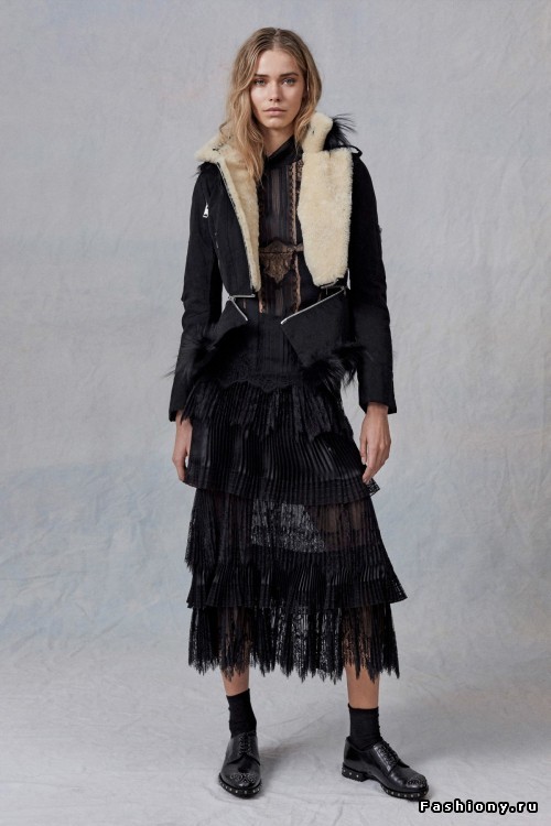 Межсезонная коллекция Ermanno Scervino pre-fall 2017 Межсезонная коллекция Ermanno Scervino pre-fall 2017