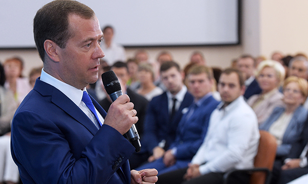 Председатель «Единой России» назвал враньем информацию об отмене бесплатной медицины для безработных