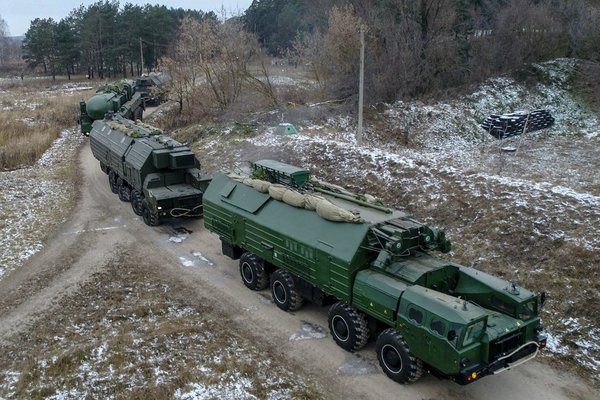 Как советские ракетчики утопили МТ-ЛБ и замяли кабину польскому тягачу Как советские ракетчики утопили МТ-ЛБ и замяли кабину польскому тягачу