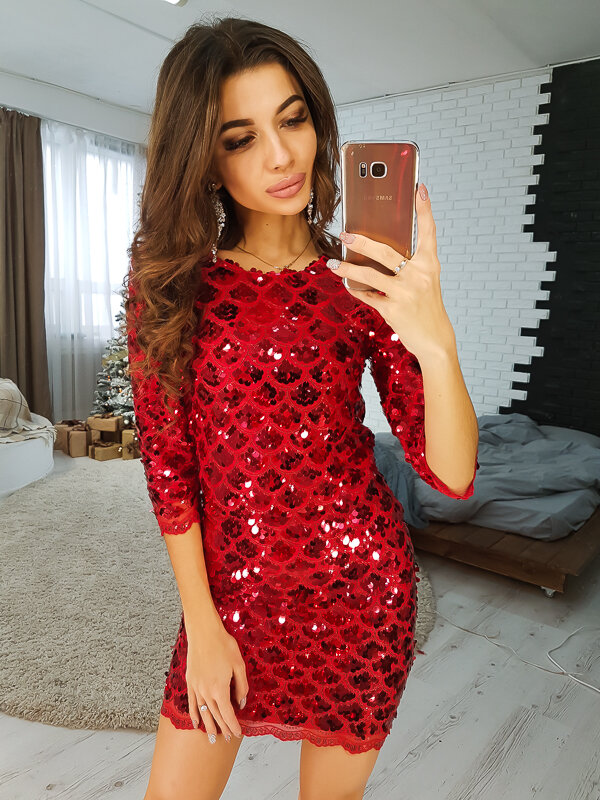Красное Платье С Пайетками