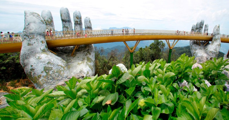 Золотой мост в Дананге — место во Вьетнаме, которое обязательно стоит посетить