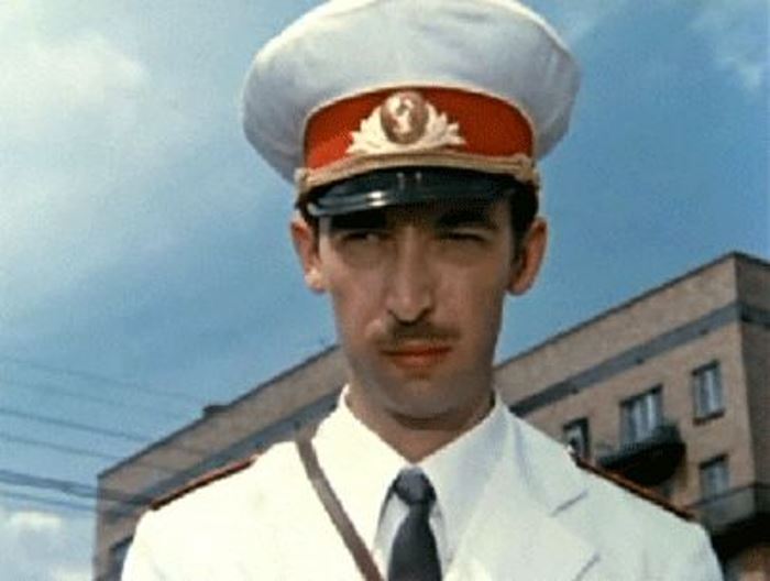 Александр Иванов в фильме *Тайна железной двери*, 1970 | Фото: kino-teatr.ru Александр Иванов в фильме *Тайна железной двери*, 1970 | Фото: kino-teatr.ru
