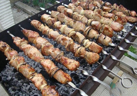 Чем опасно мясо, приготовленное на открытом огне