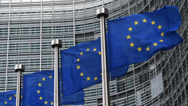 Профильный комитет Европарламента ободрил «безвиз» для украинцев