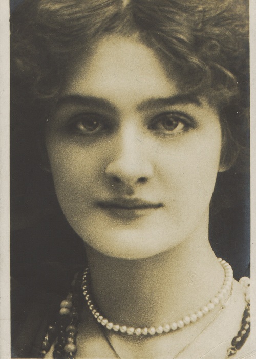 Lily Elsie - самая фотографируемая дама эдвардианской эпохи. | Фото: gopixpic.com. Lily Elsie - самая фотографируемая дама эдвардианской эпохи. | Фото: gopixpic.com.
