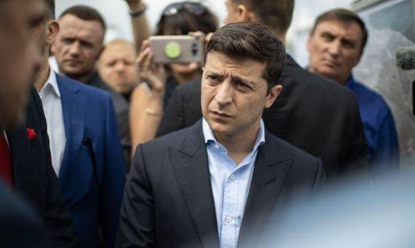Зеленский сделал 5 неудачных шагов, приведших к падению его рейтинга Зеленский сделал 5 неудачных шагов, приведших к падению его рейтинга
