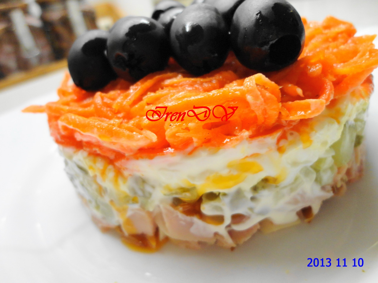 Вкусный и красивый салат на праздничный стол