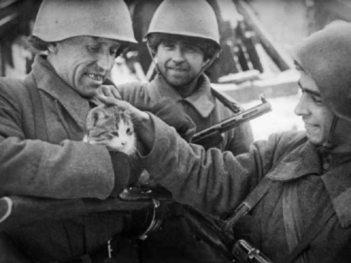 Фотографии военкоров с фронтов Великой Отечественной Фотографии военкоров с фронтов Великой Отечественной