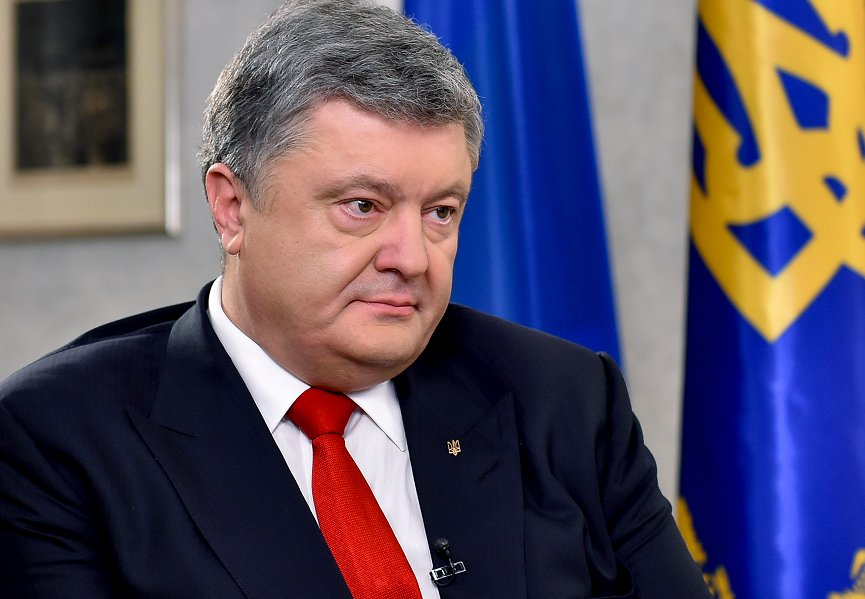«Звучит как угроза»: эксперт прокомментировал поздравление Порошенко для жителей Донецка