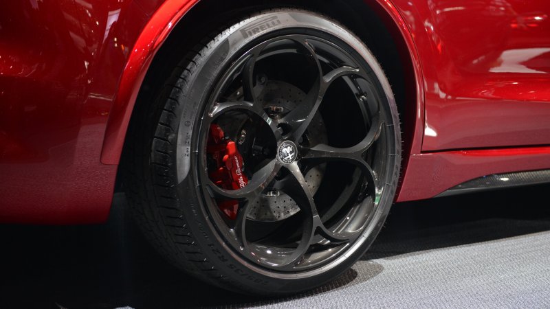 Кроссовер Alfa Romeo признан лучшим в Лос-Анджелесе Кроссовер Alfa Romeo признан лучшим в Лос-Анджелесе alfa romeo, stelvio, кроссовер