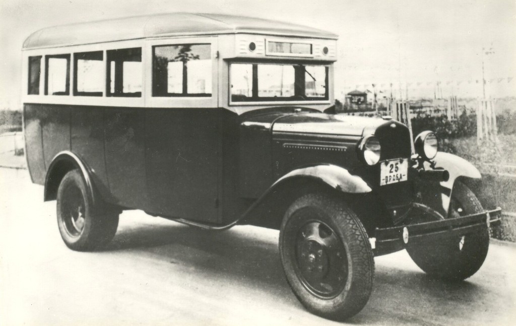Советские автомобили 1930-40-х годов Советские автомобили 1930-40-х годов