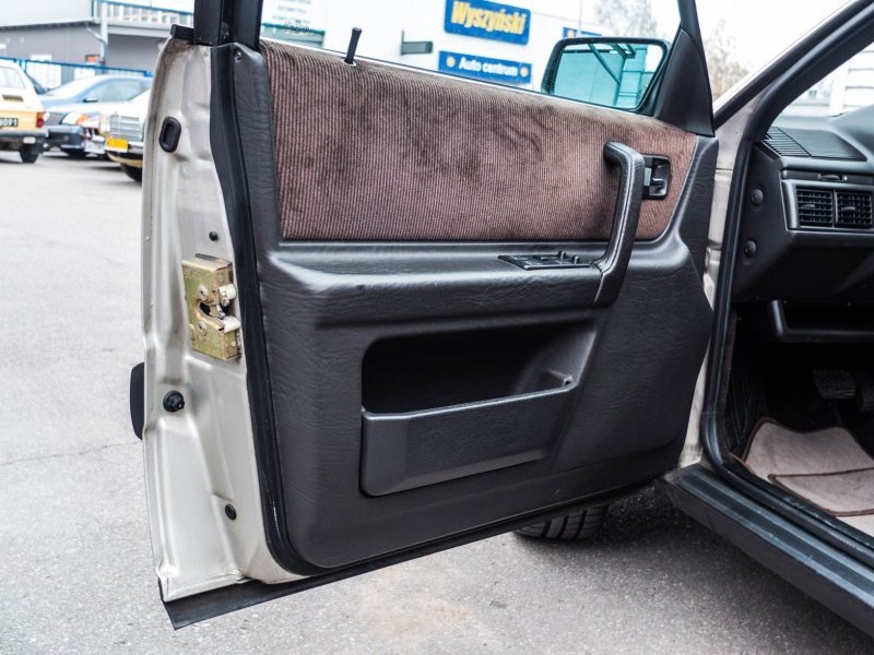 Audi 100 Turbo C3 :    80-