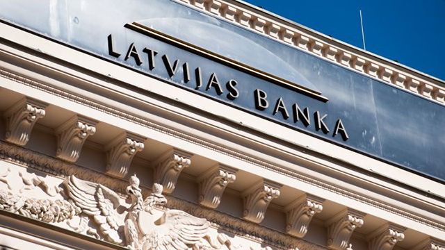 Песков прокомментировал скандал в Банке Латвии