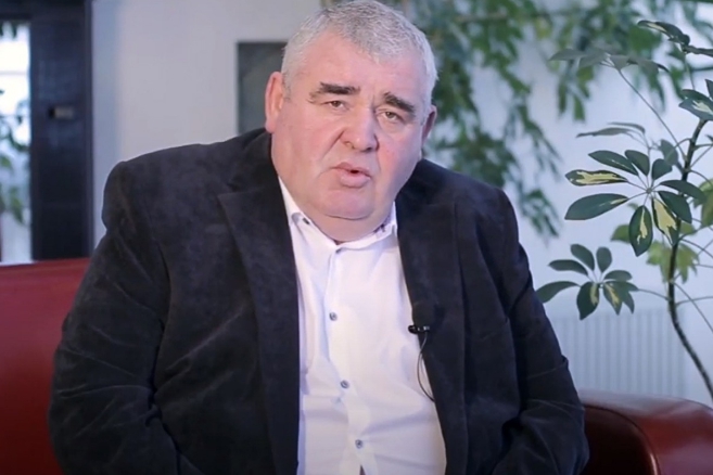 «То, что я член партии, это мое личное дело». Депутат-единоросс подал в суд за то, что его назвали «единороссом»