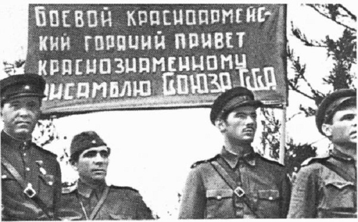 Александров- последний регент Храма Христа Спасителя и руководитель главного военного оркестра СССР Александров- последний регент Храма Христа Спасителя и руководитель главного военного оркестра СССР