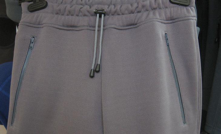 Фото готовых поясов на сшитых женских брюках, вариант 4