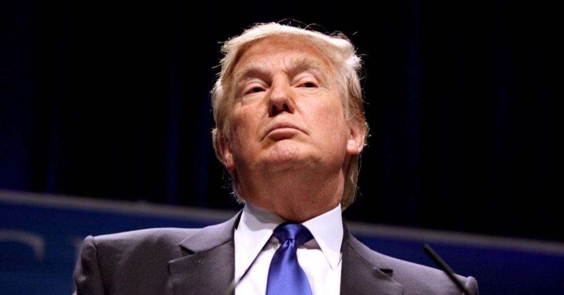 Собака лает, обоз идёт: Трамп ответил на массовую критику голливудских актёров Собака лает, обоз идёт: Трамп ответил на массовую критику голливудских актёров