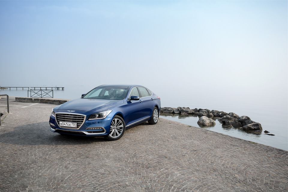 Смог ли обновленный Genesis G80 догнать «немецкую тройку»? Спойлер: нет. Фото 1