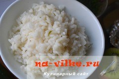 Салат с крабовыми палочками и печёной сёмгой Салат с крабовыми палочками и печёной сёмгой