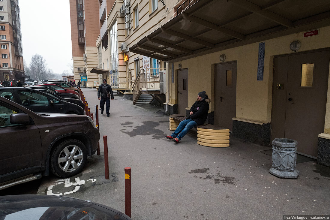 Почему в России строят такие дома??? И зачем??? И для кого??? Почему в России строят такие дома??? И зачем??? И для кого???