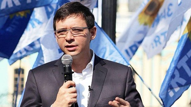 «Сам ты малорос». Украинский замминистра напал на Мураева в прямом эфире «Сам ты малорос».
<div id=