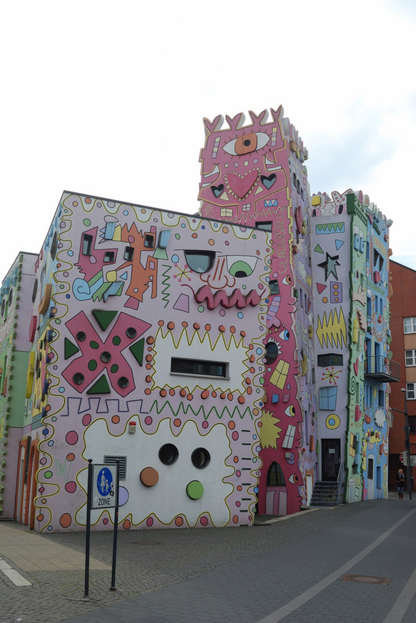 Счастливый дом Рицци (Happy Rizzi House) Брунсвик, Германия