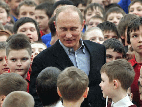 Может, у Путина нет денег на Интернет? Тогда надо скинуться