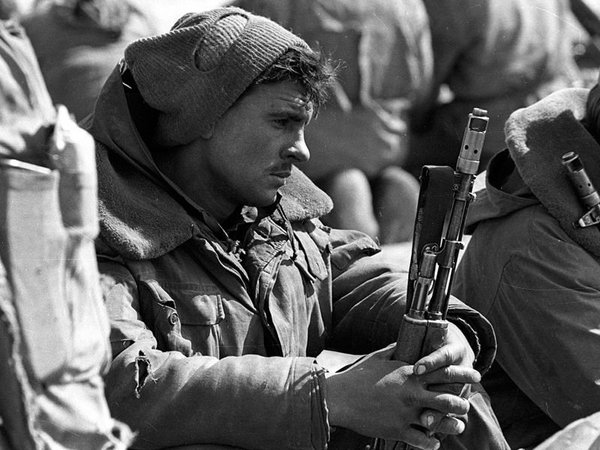 Афганская война: История о группе разведчиков попавшей в засаду Афганская война: История о группе разведчиков попавшей в засаду