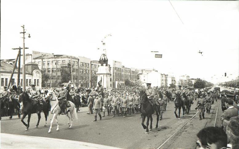 Марш пленных немцев по Москве